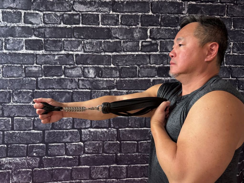 How Long Should Your Finger Floggers&nbsp;Be?